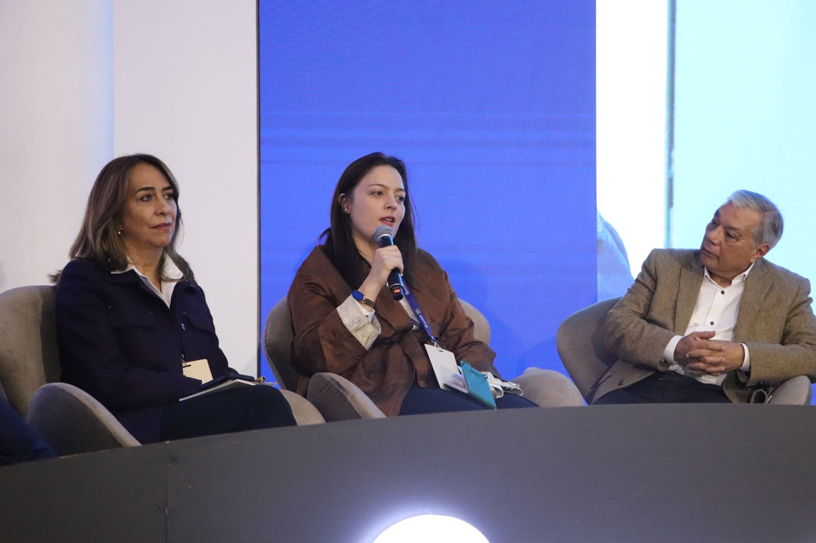 La directora de la Unidad de Proyección Normativa y Estudios de Regulación Financiera (URF) participó en el Congreso Internacional “Seguros para el Desarrollo Sostenible”, organizado por Fasecolda, en el panel