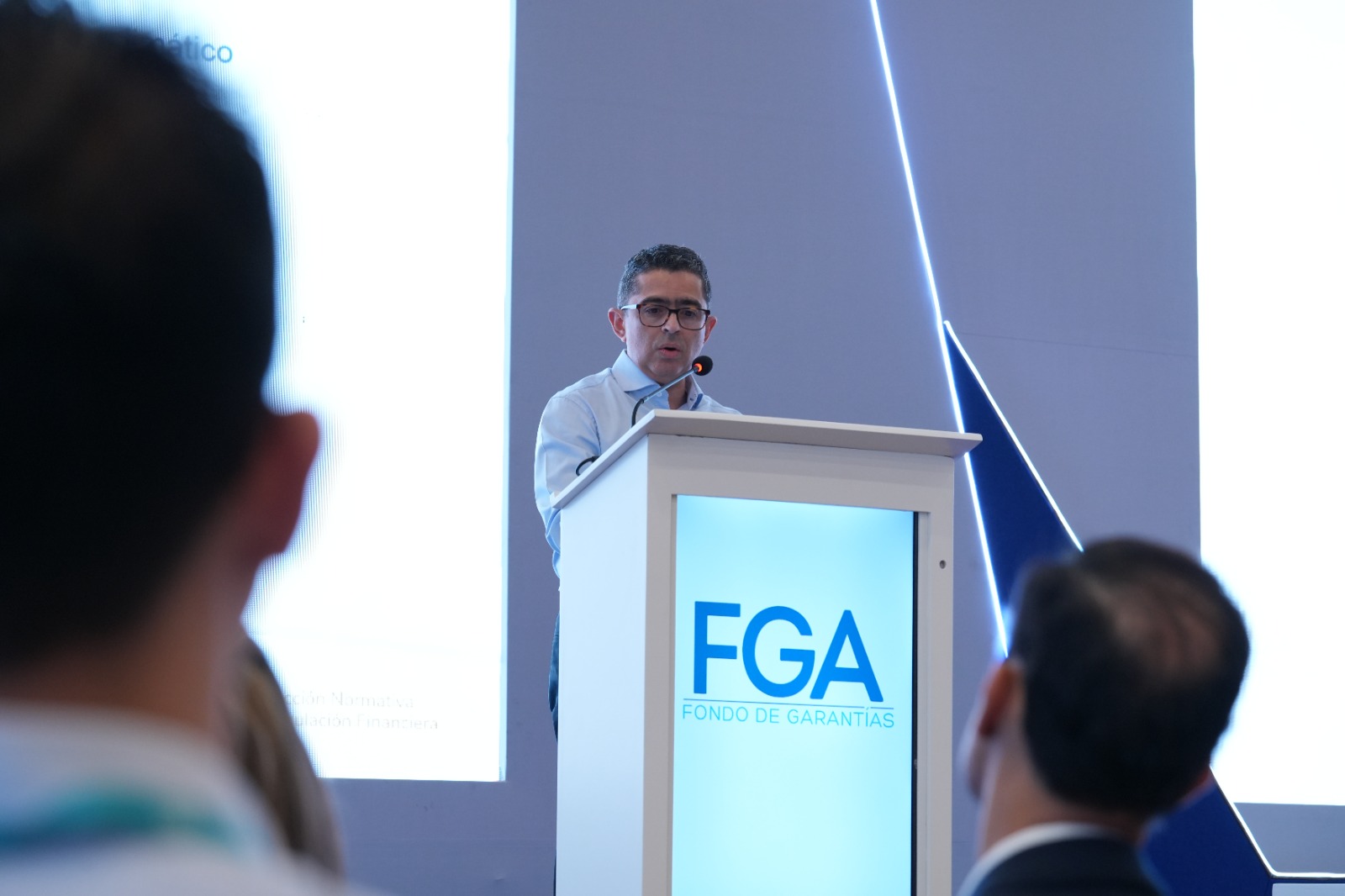Mauricio Salazar,subdirector de Regulación Prudencial de la Unidad de Proyección Normativa y Estudios de Regulación Financiera (URF) participa en el 23.° Congreso de Riesgos organizado por Asobancaria.