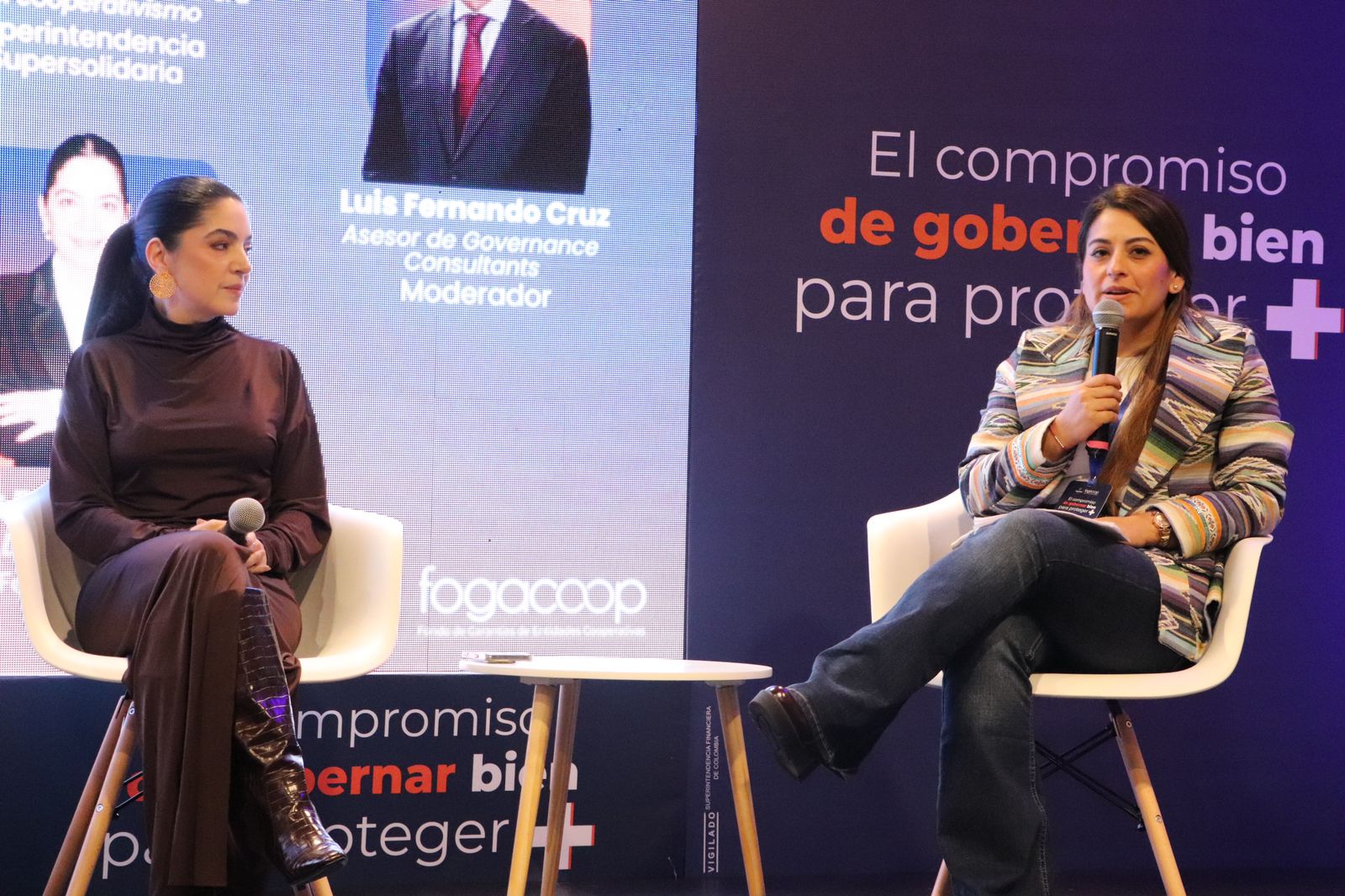 Carolina Torres, asesora de la entidad, participa en el panel “El rol de la Red de Seguridad Financiera en la solidez del sector cooperativo”.