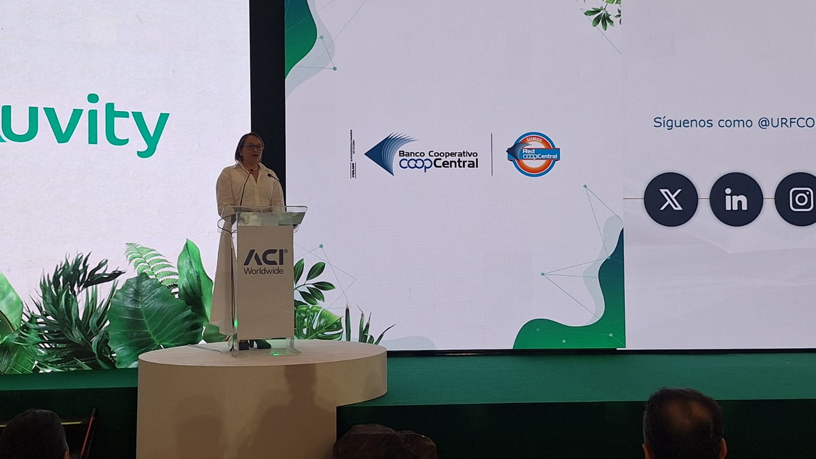 Mónica Higuera, se presentó en el 7.º Congreso de la Red Coopcentral
