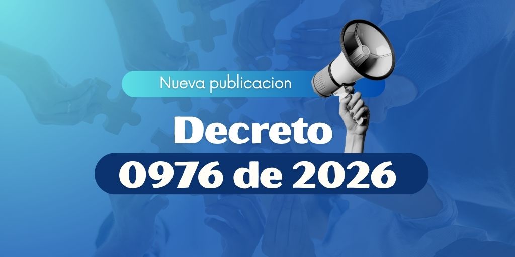 Pieza gráfica con fondo azul, un megáfono sostenido por una mano y el texto 